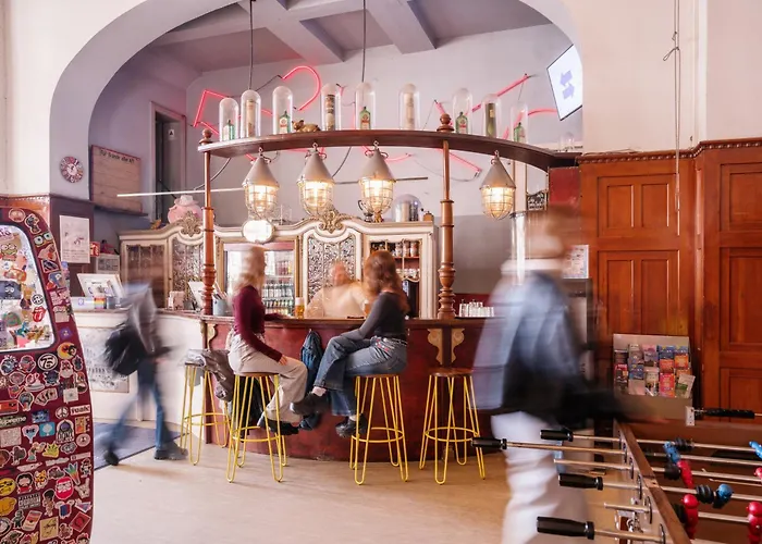 Three Little Pigs - Your CastleHostel Berlin